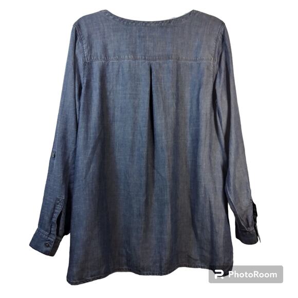 J. Jill Denim Chambray Roll Tab Sleeve Casual Top Size M - Picture 2 of 8